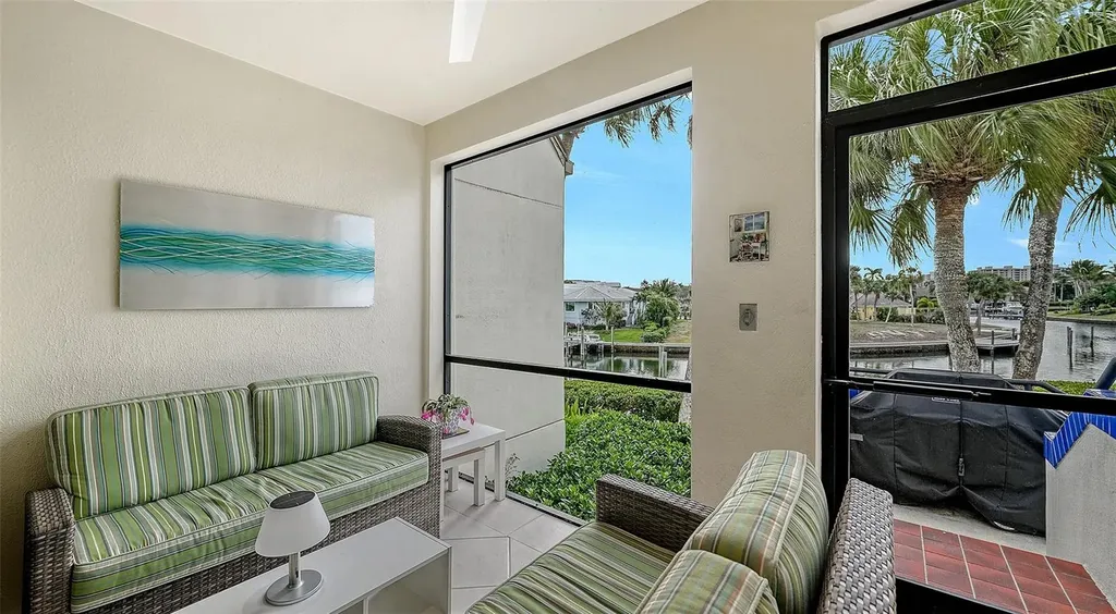 1916 Harbourside Drive Longboat Key FL 34228