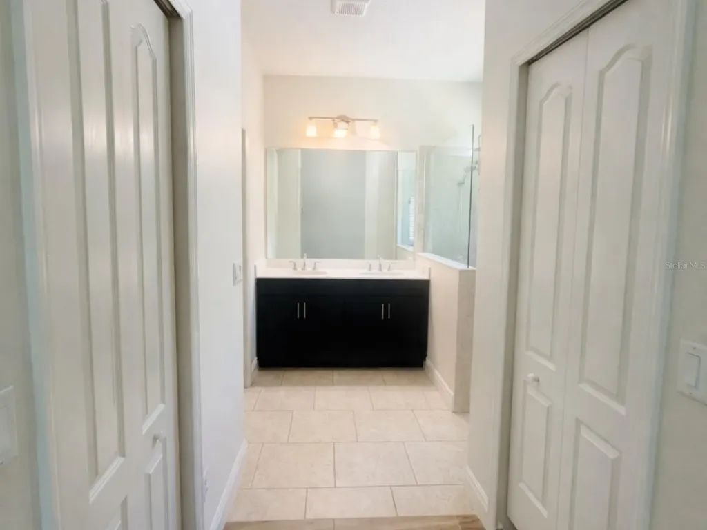12335 Whisper Lake Drive Bradenton FL 34211
