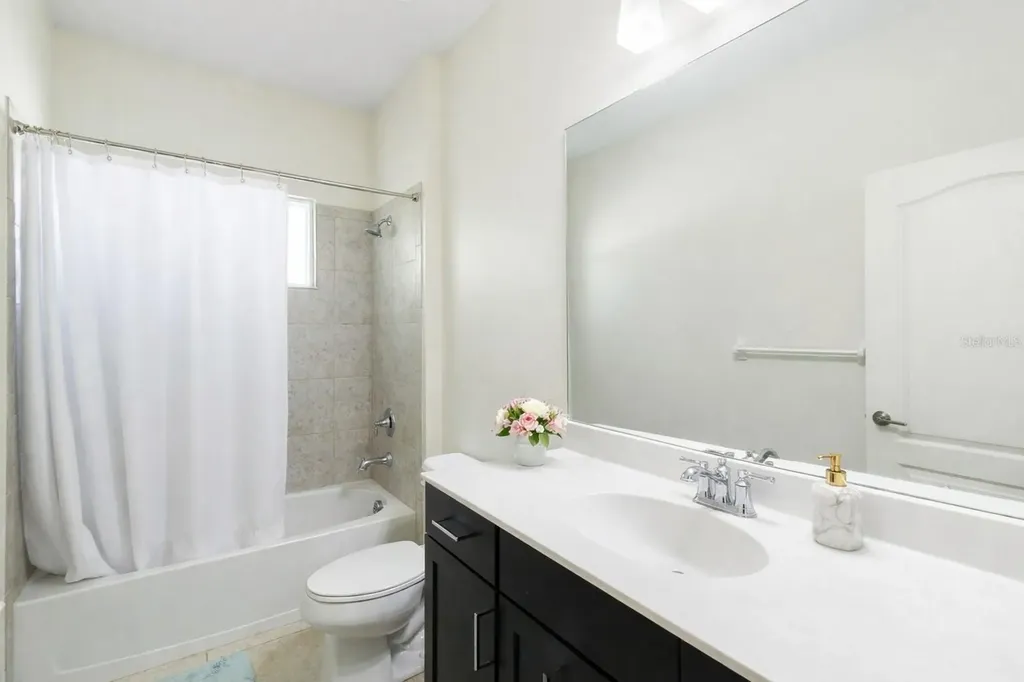 12335 Whisper Lake Drive Bradenton FL 34211