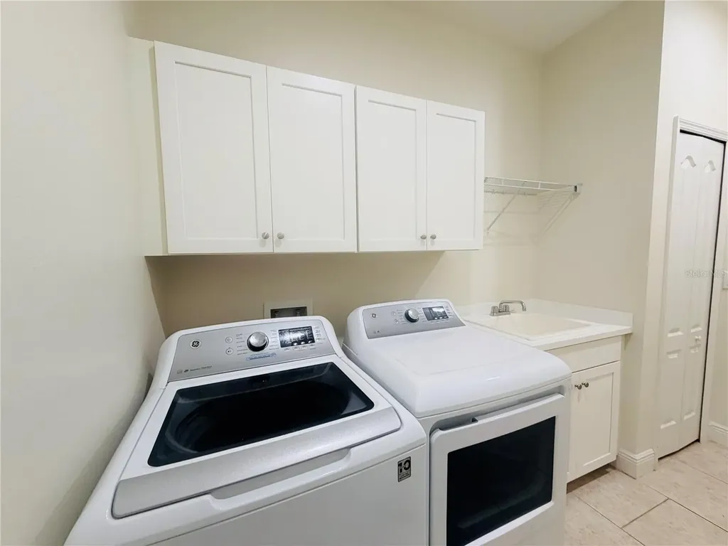 12335 Whisper Lake Drive Bradenton FL 34211