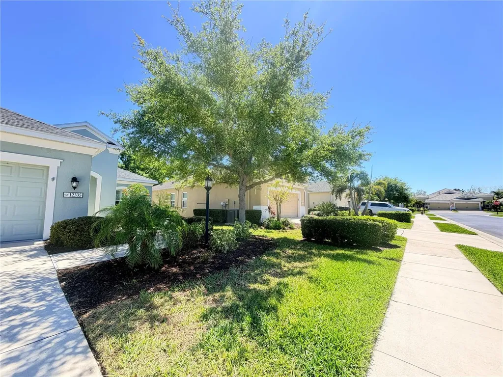 12335 Whisper Lake Drive Bradenton FL 34211