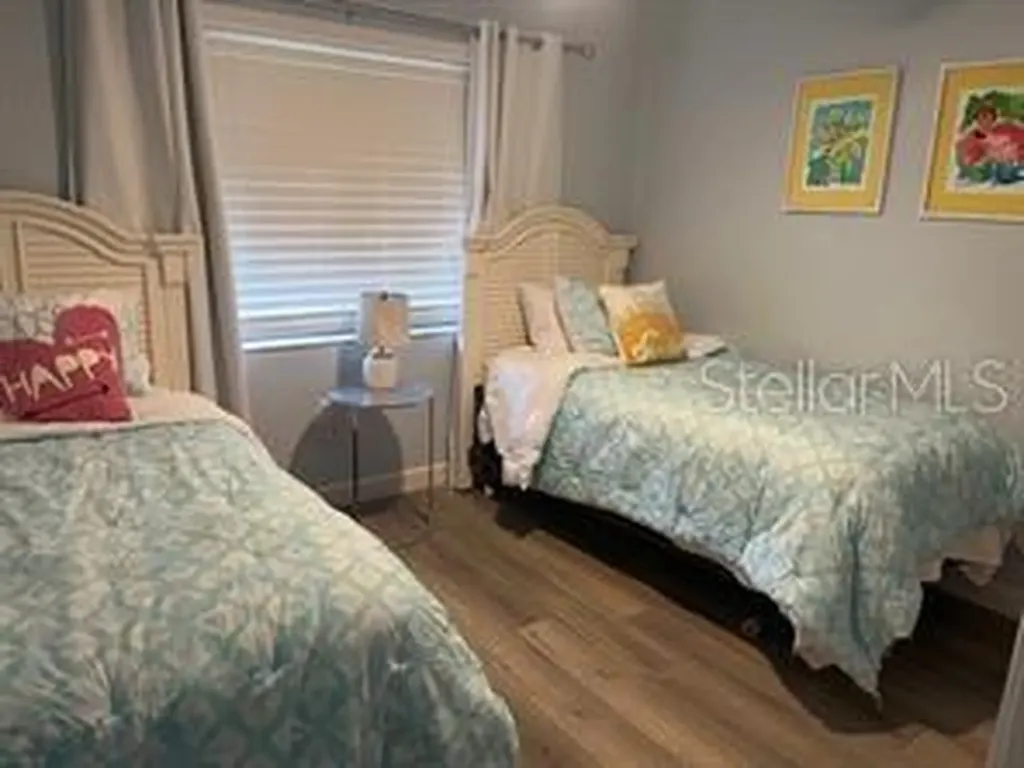 7886 Eagle Creek Drive Sarasota FL 34243