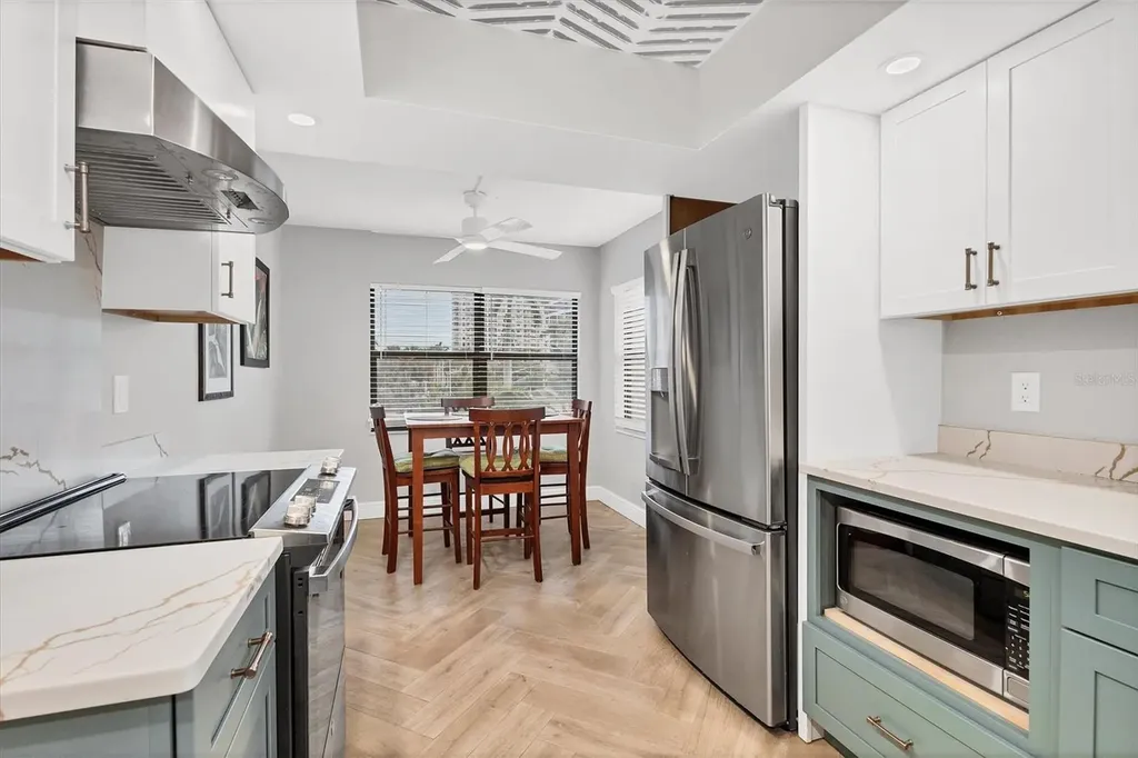 1001 Benjamin Franklin Drive Sarasota FL 34236