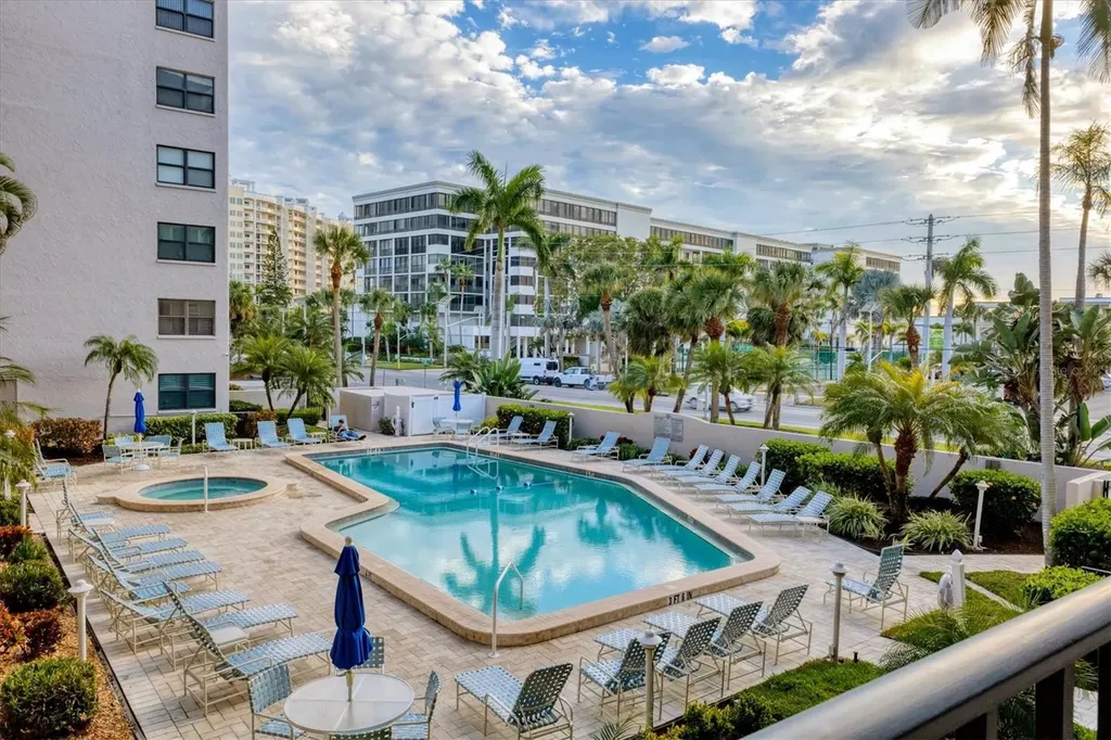 1001 Benjamin Franklin Drive Sarasota FL 34236