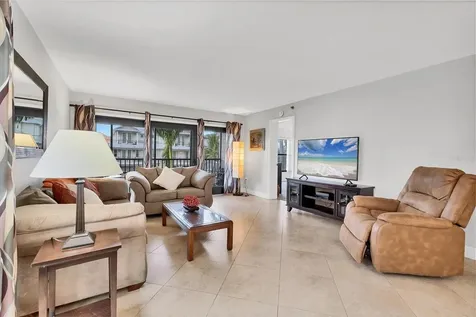 1001 Benjamin Franklin Drive Sarasota FL 34236
