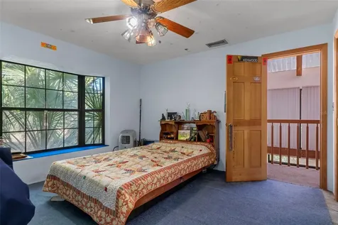 27910 Debbie Road Okahumpka FL 34762