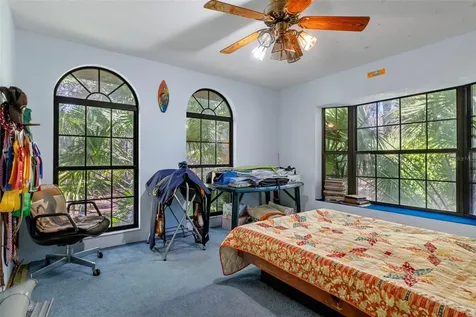 27910 Debbie Road Okahumpka FL 34762