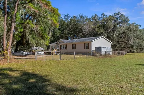 27910 Debbie Road Okahumpka FL 34762