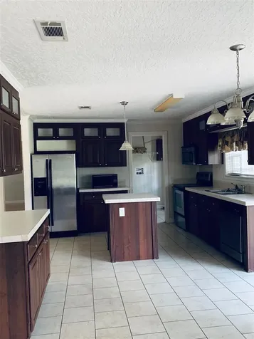 27910 Debbie Road Okahumpka FL 34762