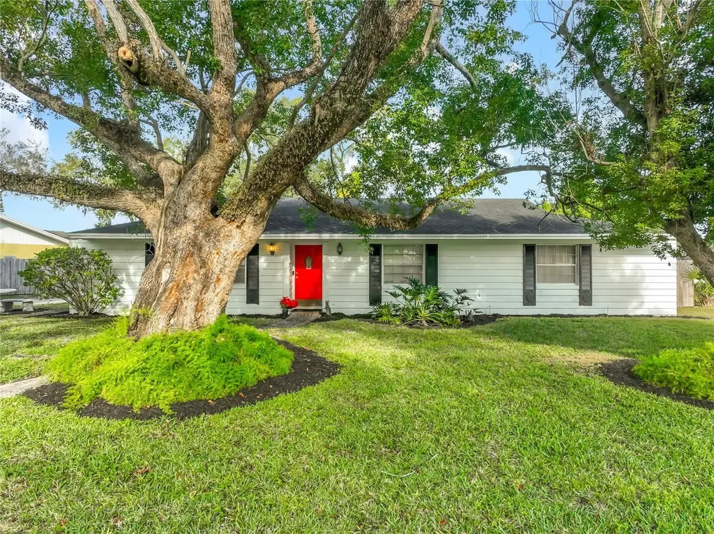 415 Hermitage Drive Altamonte Springs FL 32701