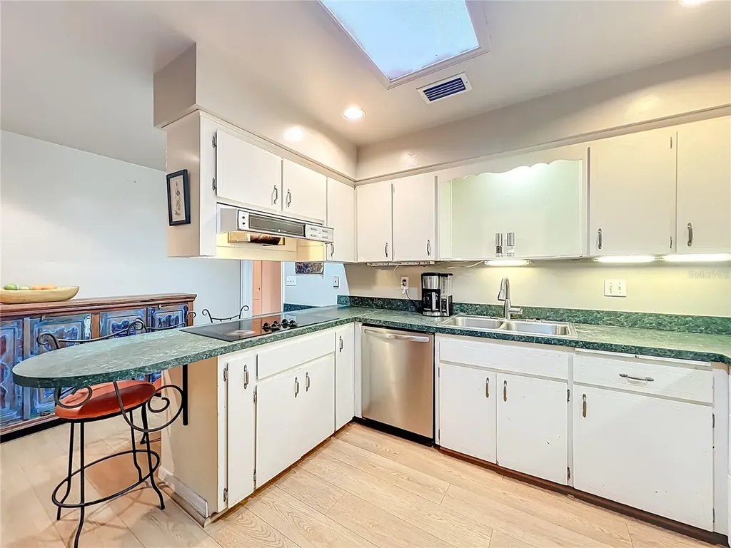 415 Hermitage Drive Altamonte Springs FL 32701