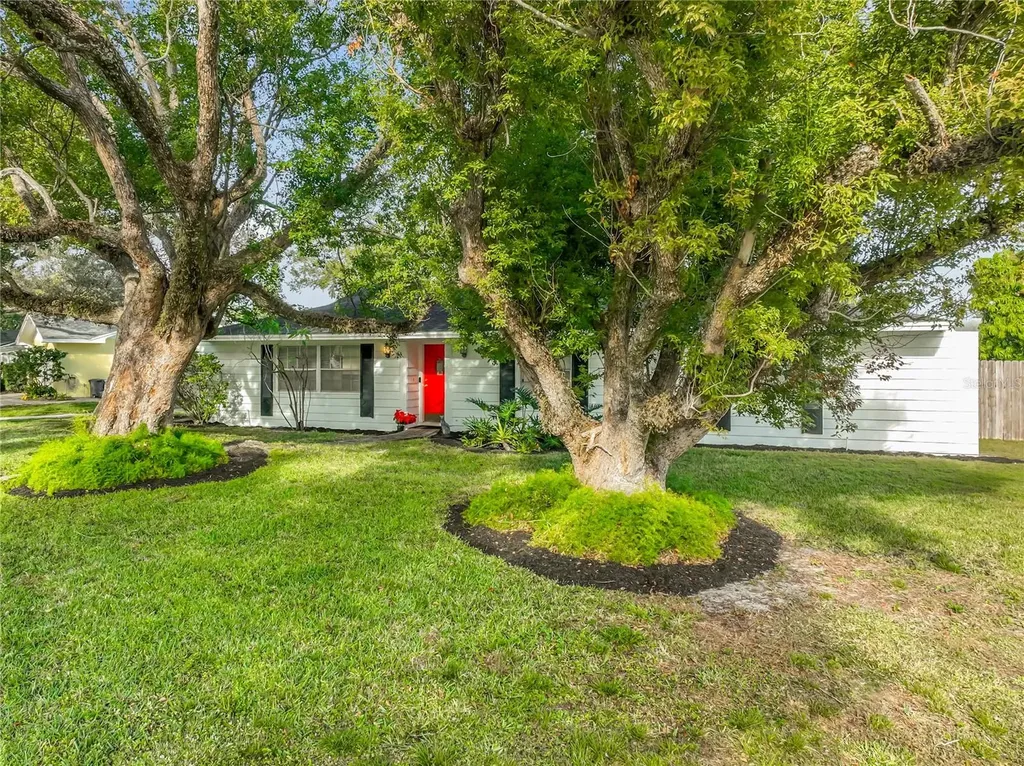 415 Hermitage Drive Altamonte Springs FL 32701