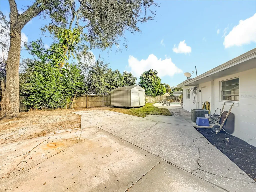 415 Hermitage Drive Altamonte Springs FL 32701