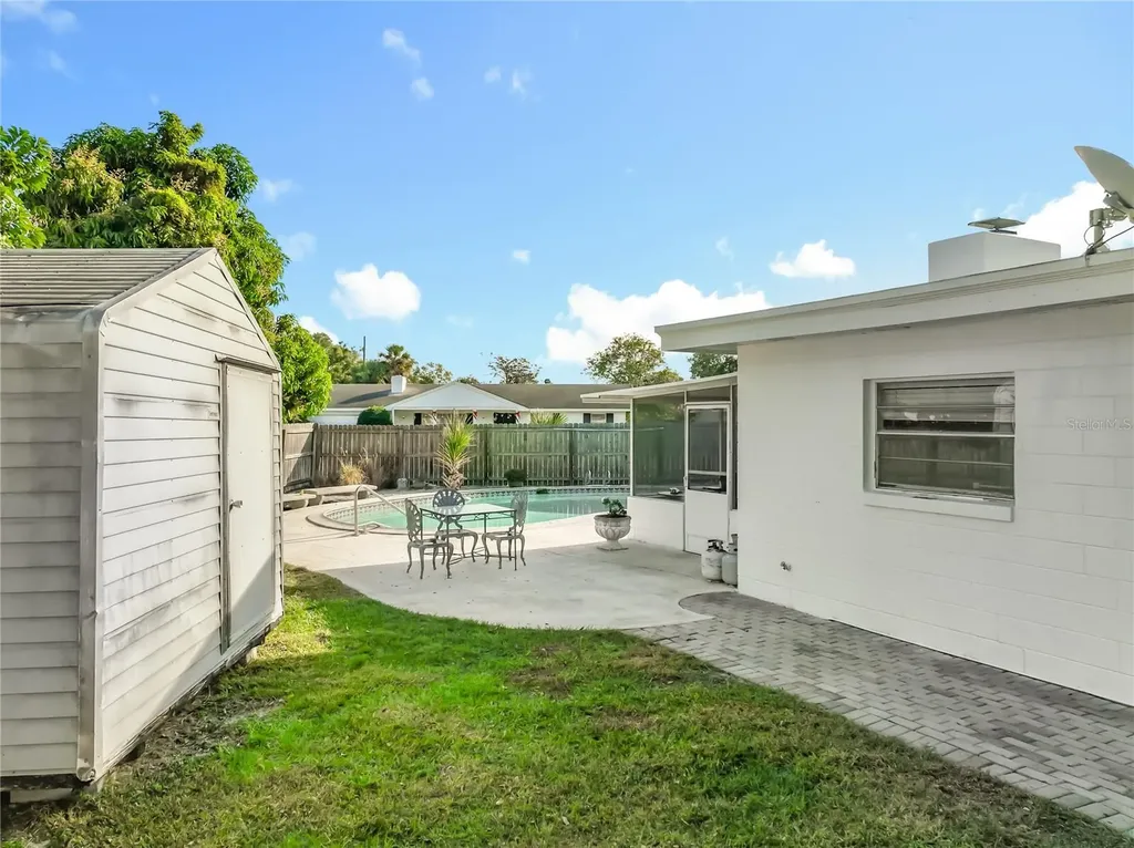 415 Hermitage Drive Altamonte Springs FL 32701