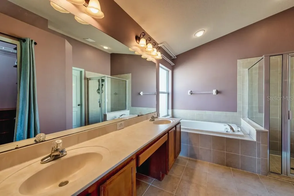 1761 Bonita Bluff Court Ruskin FL 33570