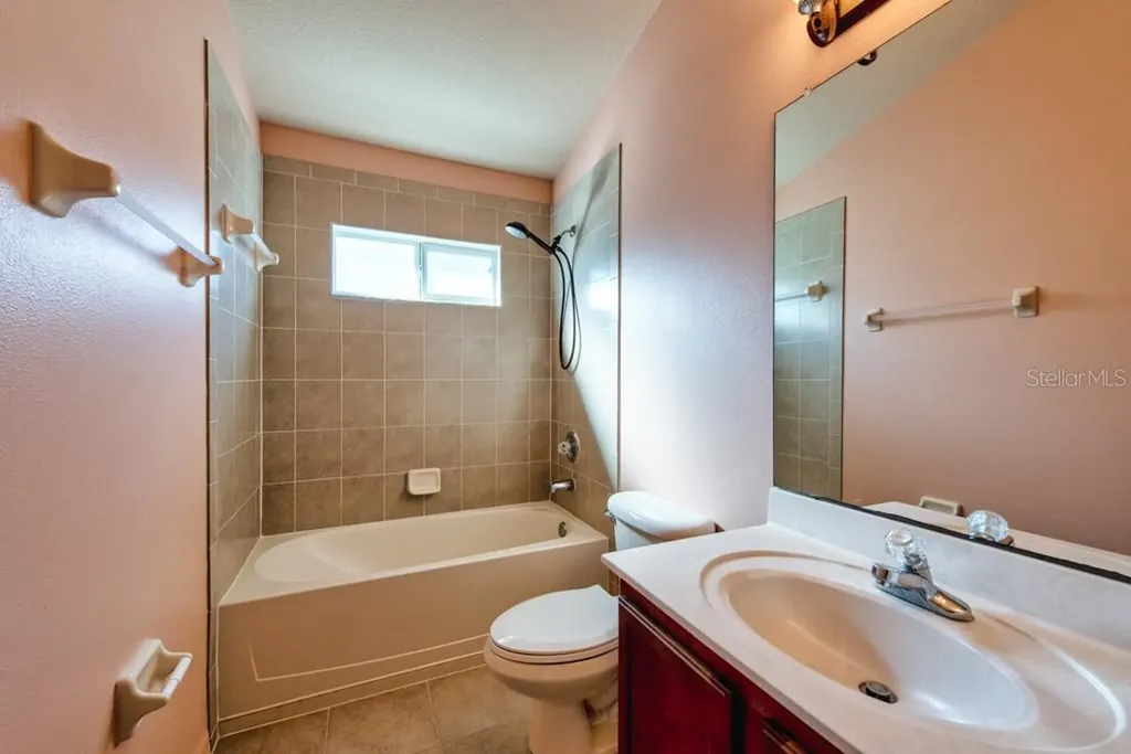 1761 Bonita Bluff Court Ruskin FL 33570
