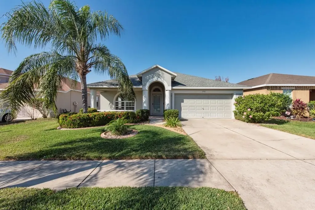 1761 Bonita Bluff Court Ruskin FL 33570