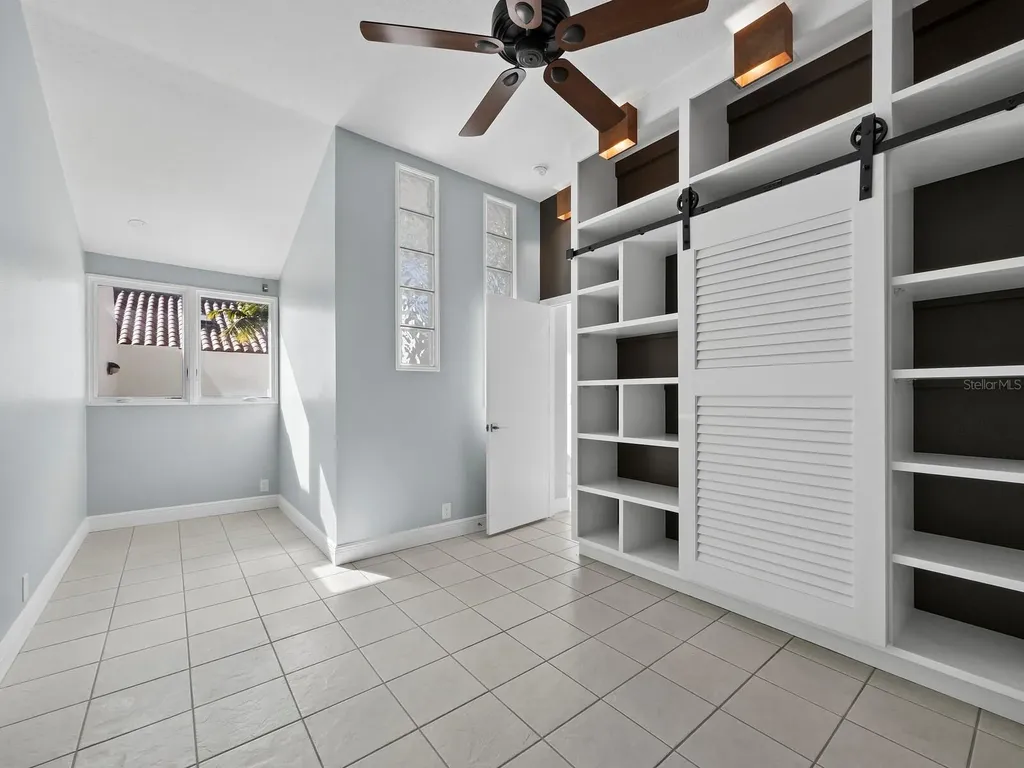 200 Cocoanut Avenue Sarasota FL 34236