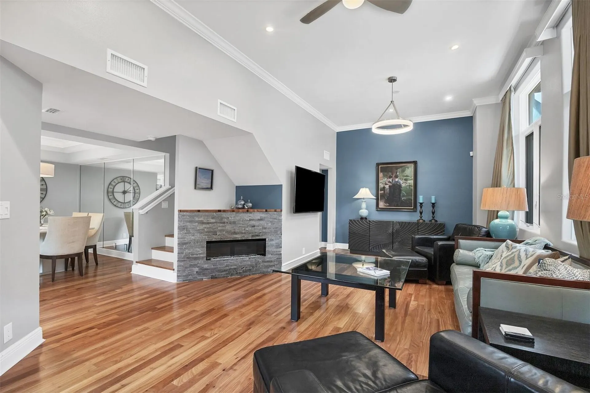 200 Cocoanut Avenue Sarasota FL 34236