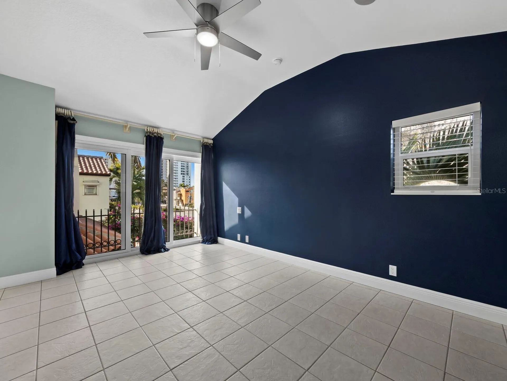 200 Cocoanut Avenue Sarasota FL 34236