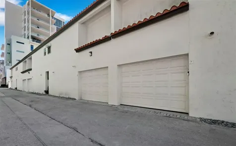 200 Cocoanut Avenue Sarasota FL 34236
