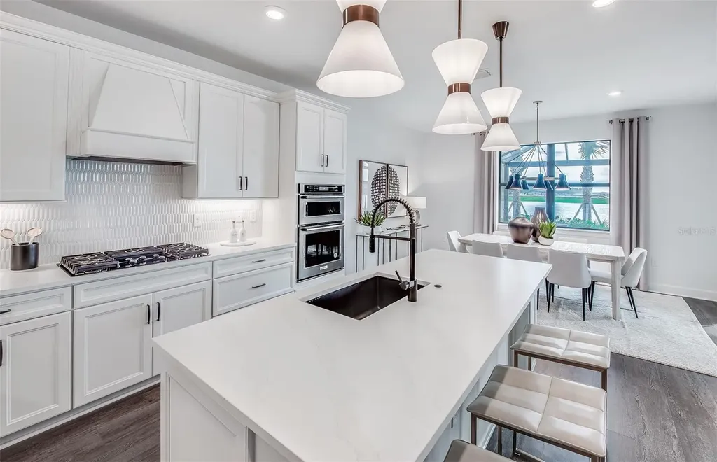 7461 Summer Court Sarasota FL 34231