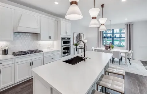 7461 Summer Court Sarasota FL 34231