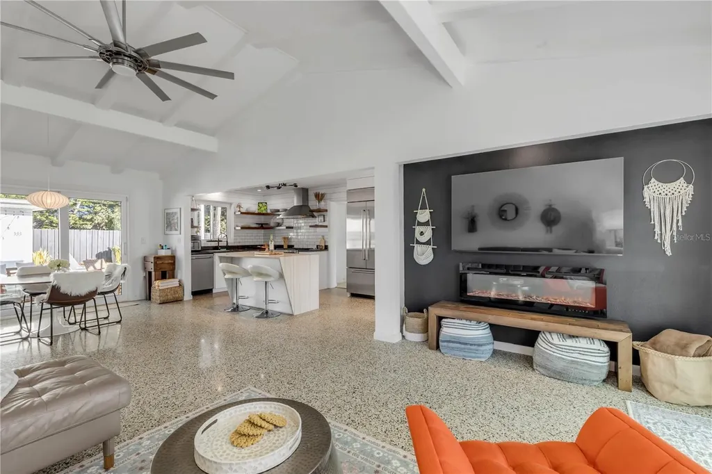 905 N Peninsula Avenue New Smyrna Beach FL 32169