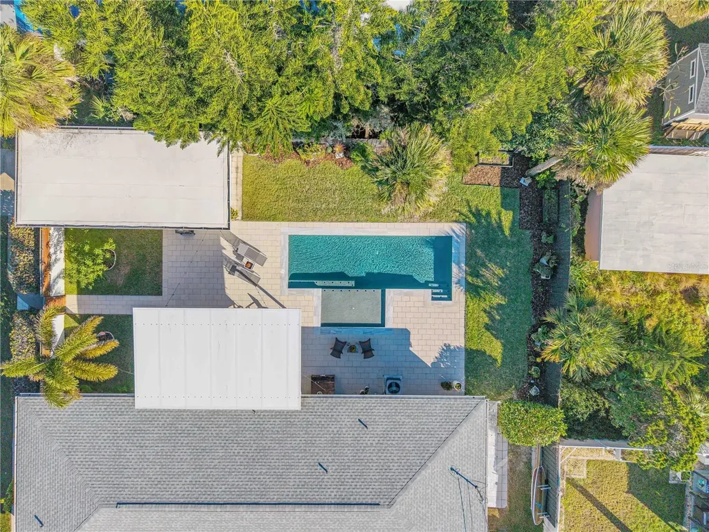 905 N Peninsula Avenue New Smyrna Beach FL 32169