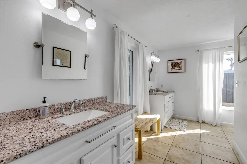 905 N Peninsula Avenue New Smyrna Beach FL 32169