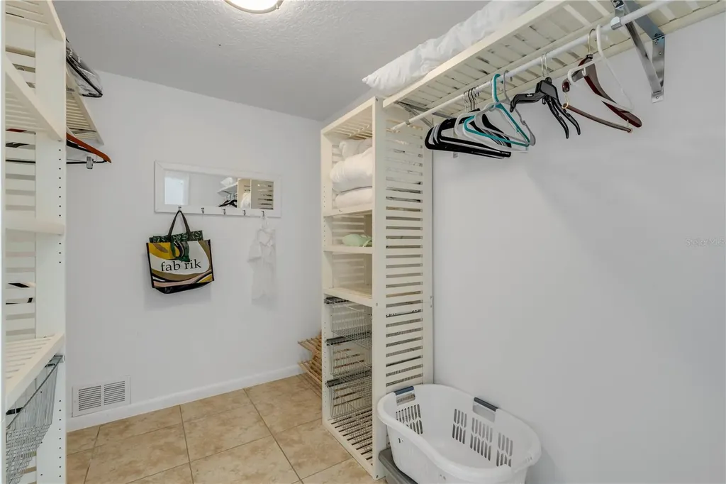 905 N Peninsula Avenue New Smyrna Beach FL 32169
