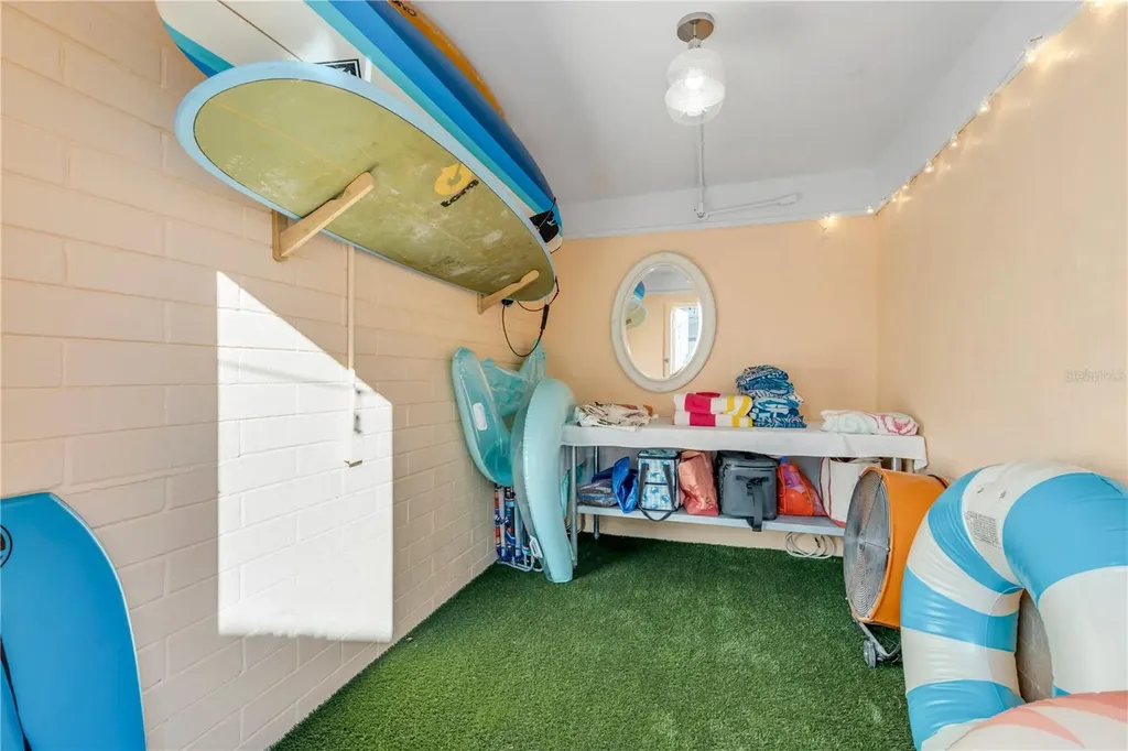 905 N Peninsula Avenue New Smyrna Beach FL 32169