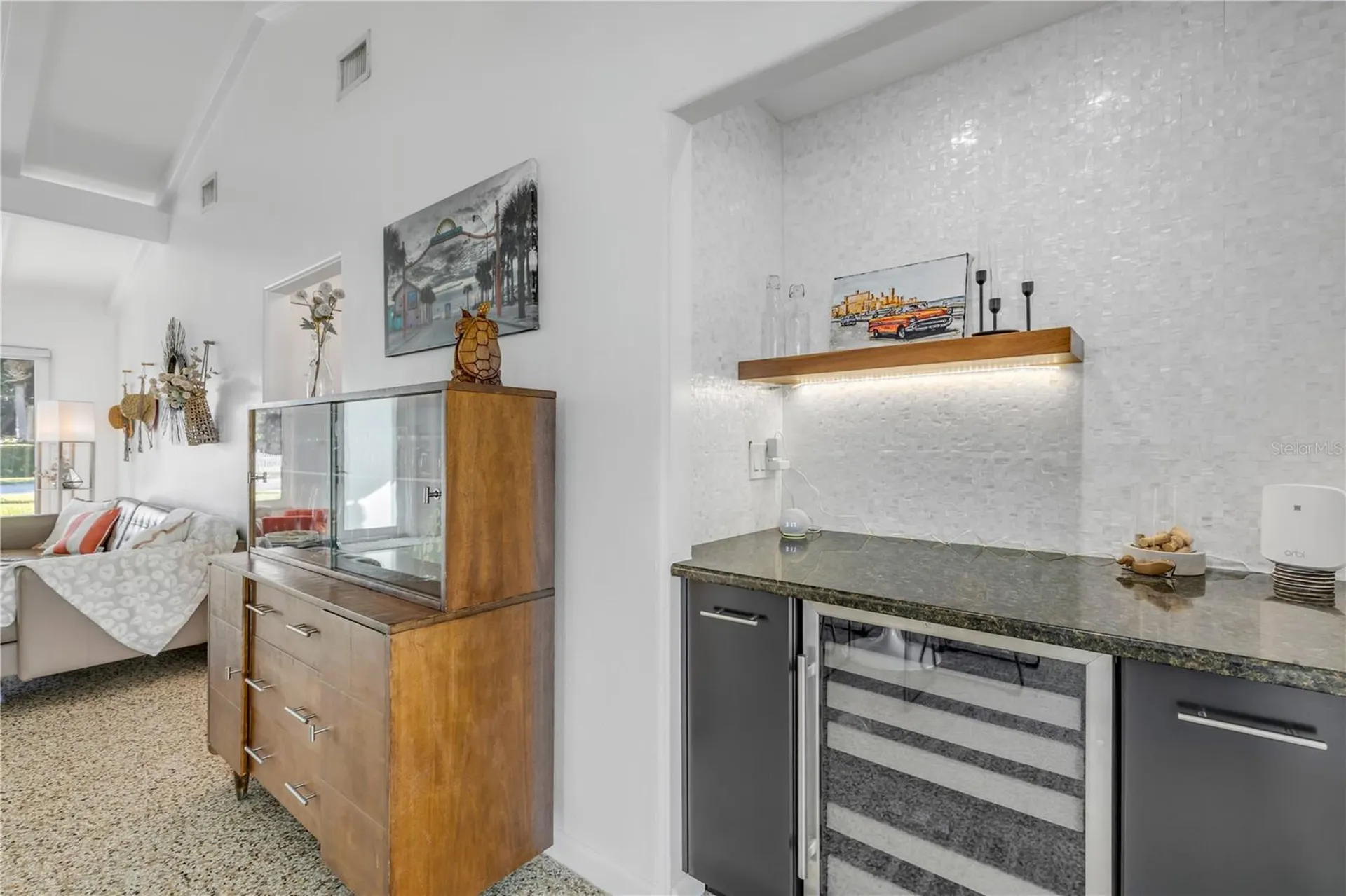 905 N Peninsula Avenue New Smyrna Beach FL 32169