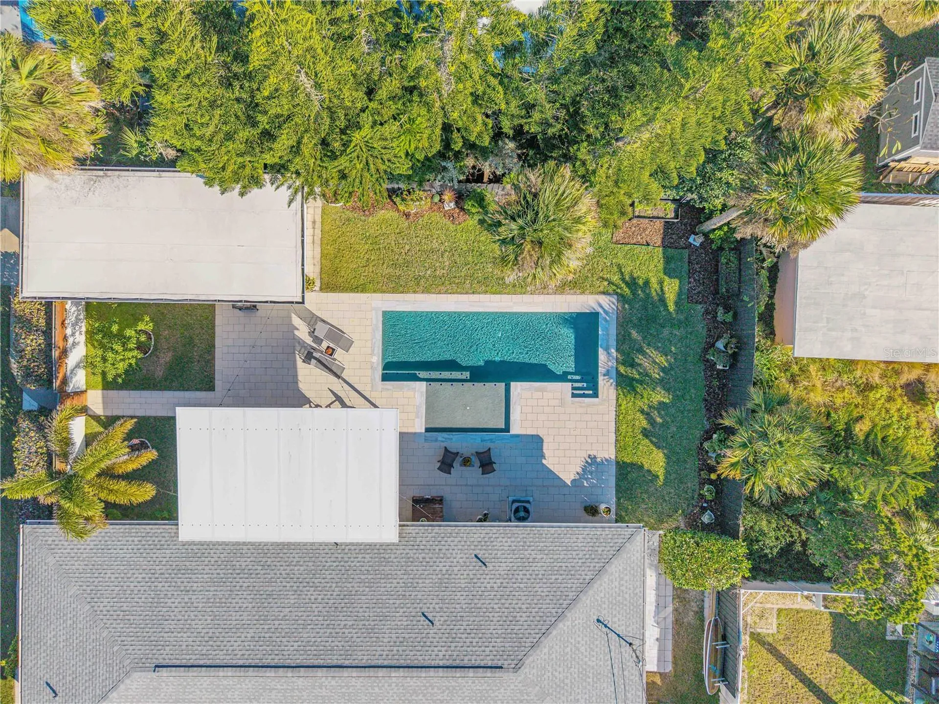 905 N Peninsula Avenue New Smyrna Beach FL 32169