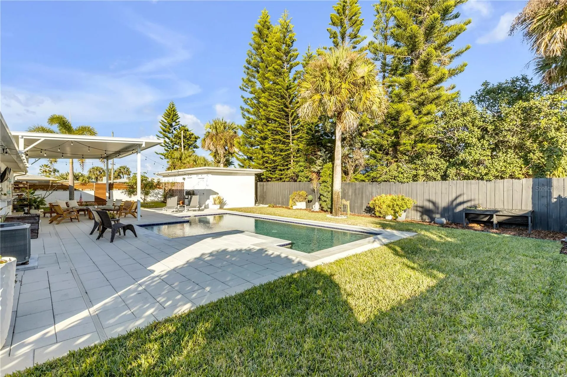 905 N Peninsula Avenue New Smyrna Beach FL 32169