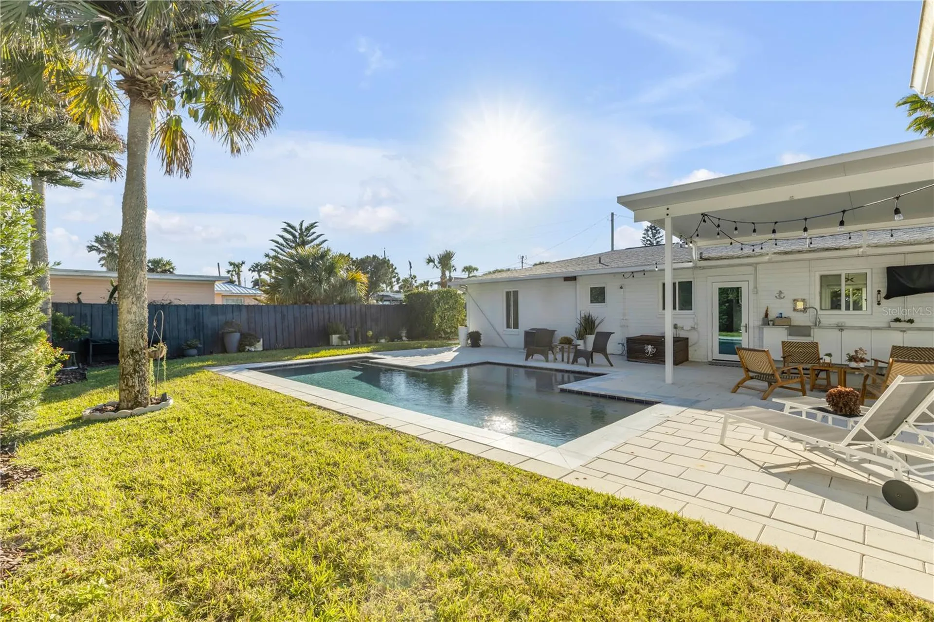 905 N Peninsula Avenue New Smyrna Beach FL 32169