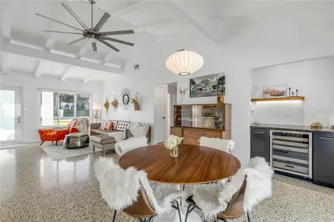 905 N Peninsula Avenue New Smyrna Beach FL 32169