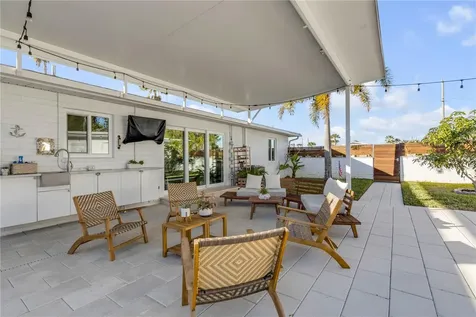 905 N Peninsula Avenue New Smyrna Beach FL 32169