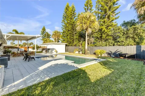 905 N Peninsula Avenue New Smyrna Beach FL 32169