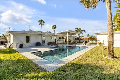 905 N Peninsula Avenue New Smyrna Beach FL 32169