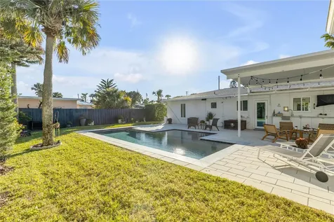 905 N Peninsula Avenue New Smyrna Beach FL 32169