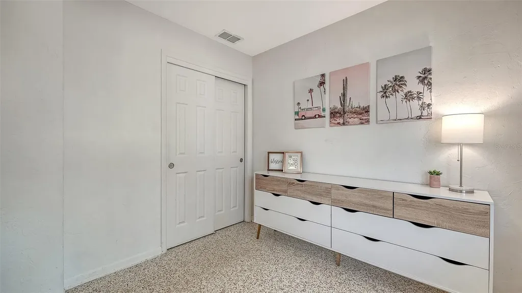209 Briggs Court Sarasota FL 34237