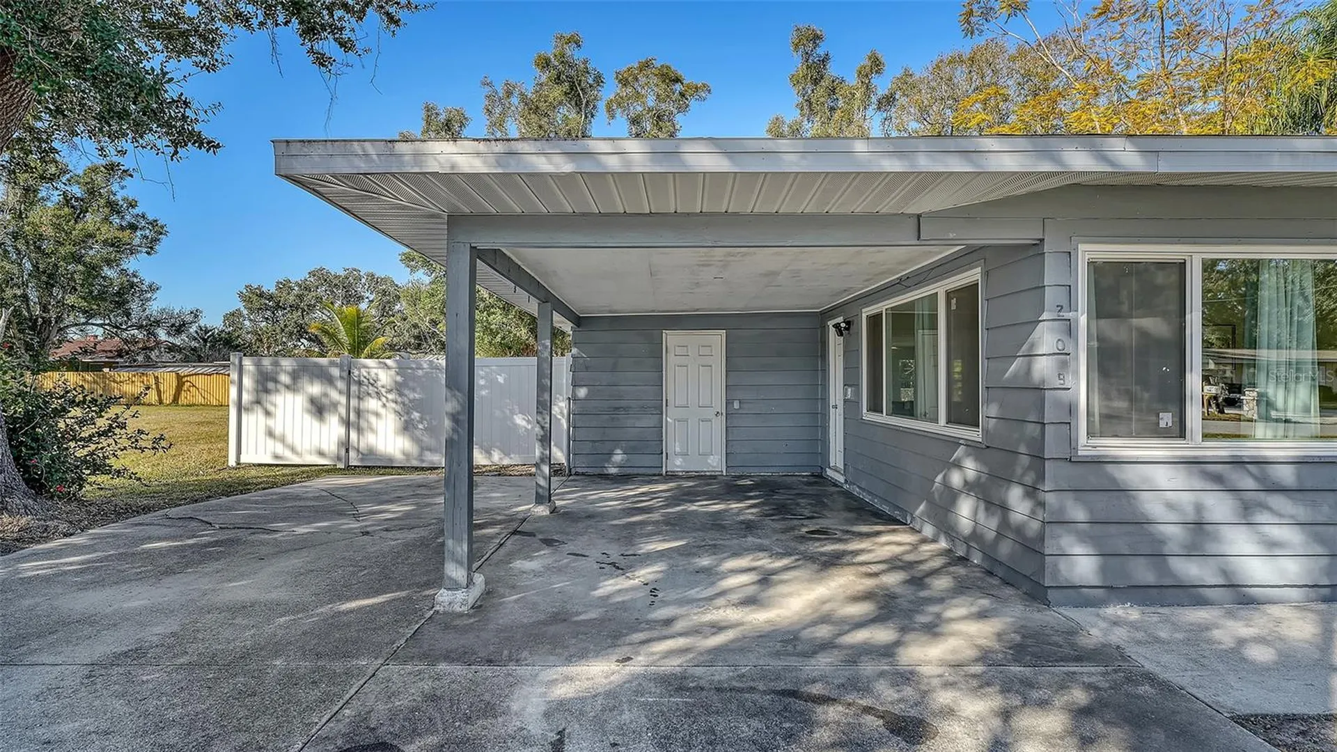 209 Briggs Court Sarasota FL 34237