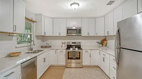 209 Briggs Court Sarasota FL 34237