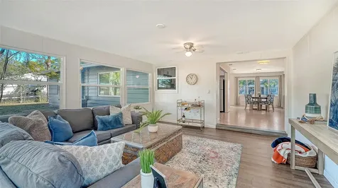 209 Briggs Court Sarasota FL 34237