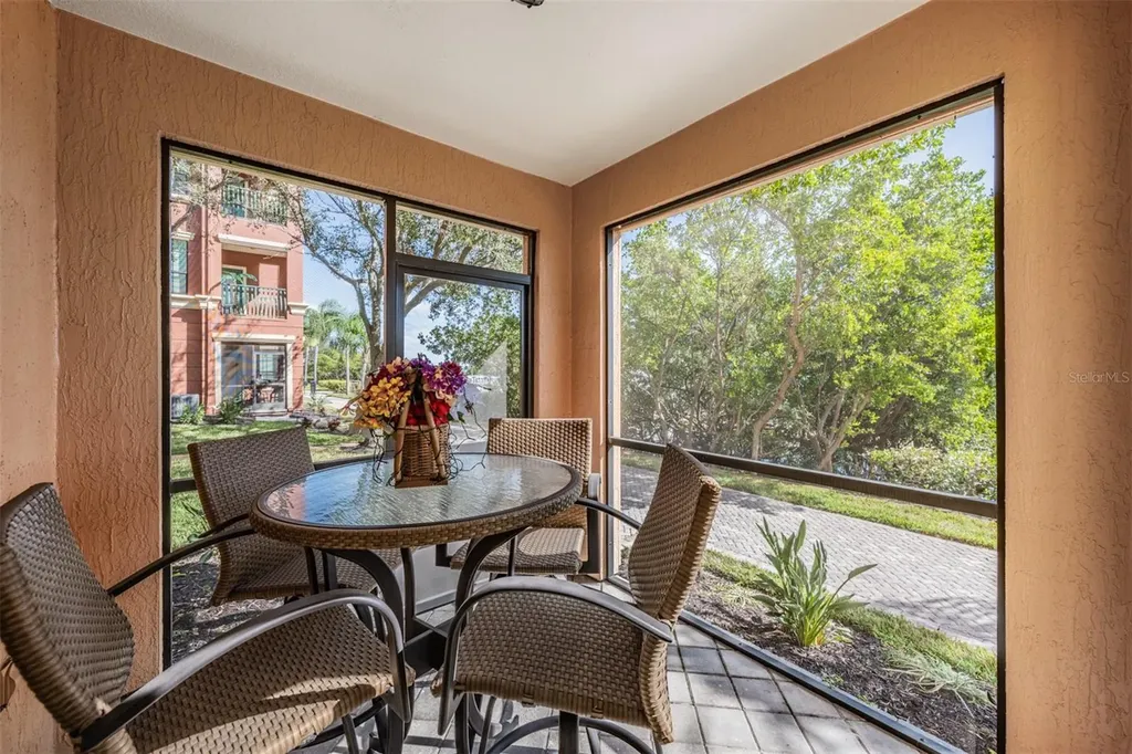 2733 Via Cipriani Clearwater FL 33764