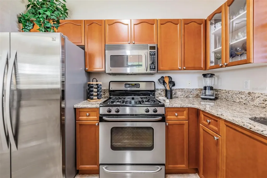 2733 Via Cipriani Clearwater FL 33764