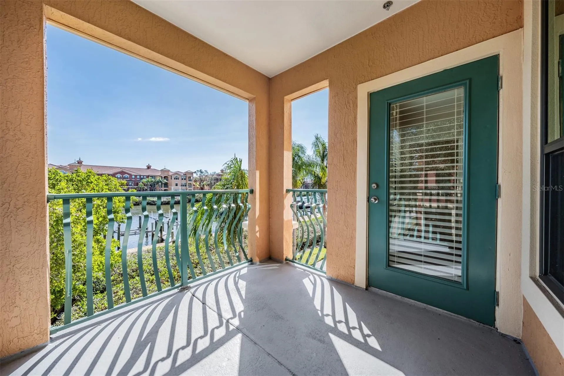 2733 Via Cipriani Clearwater FL 33764