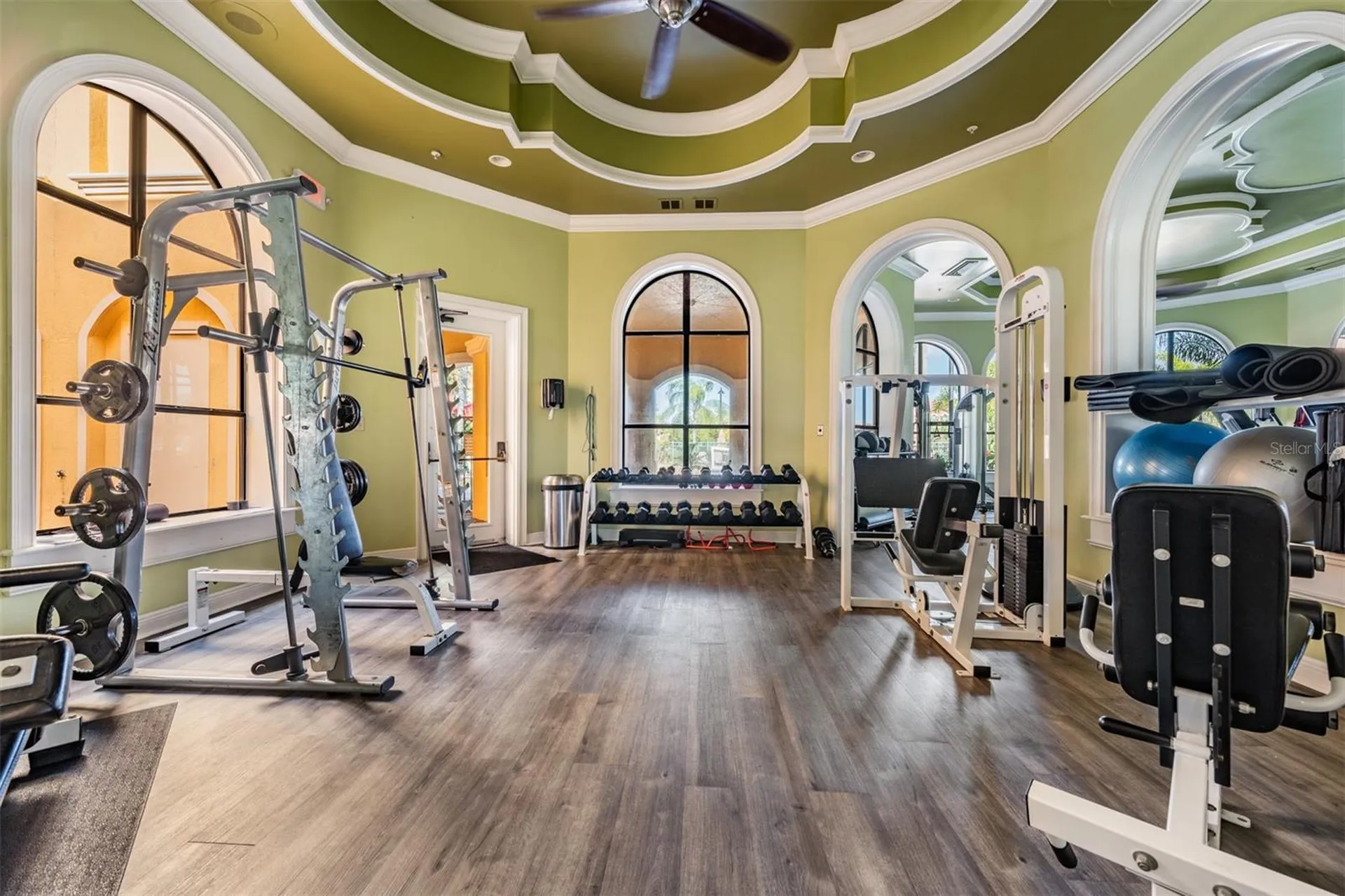 2733 Via Cipriani Clearwater FL 33764