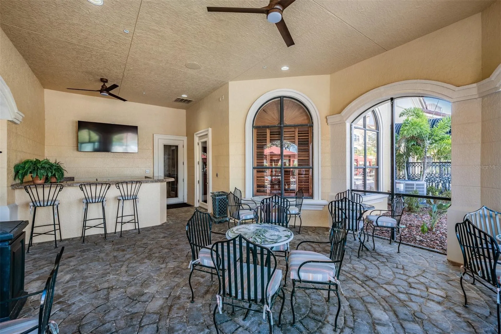 2733 Via Cipriani Clearwater FL 33764